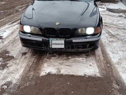 BMW 528 1997 года за 2 800 000 тг. в Караганда