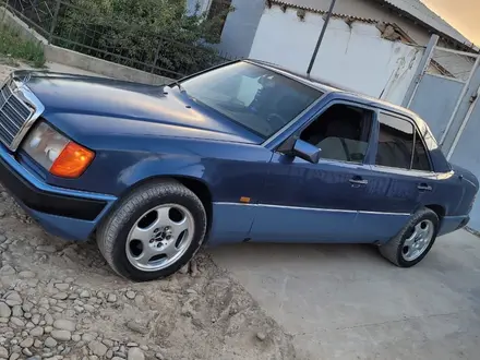 Mercedes-Benz E 230 1992 года за 1 800 000 тг. в Туркестан