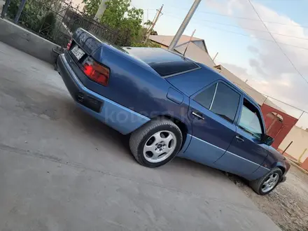 Mercedes-Benz E 230 1992 года за 1 800 000 тг. в Туркестан – фото 8