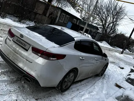 Kia Optima 2018 года за 8 300 000 тг. в Алматы – фото 3