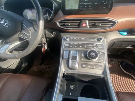 Hyundai Santa Fe 2022 года за 14 300 000 тг. в Караганда – фото 22
