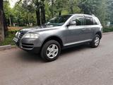 Volkswagen Touareg 2004 года за 5 900 000 тг. в Алматы