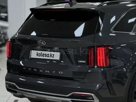 Kia Sorento 2021 года за 18 500 000 тг. в Шымкент – фото 2