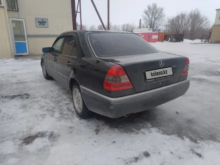 Mercedes-Benz C 200 1995 года за 2 000 000 тг. в Усть-Каменогорск – фото 10