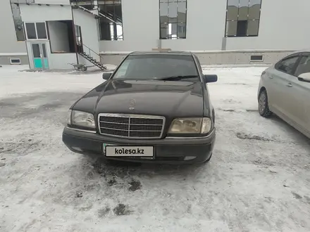 Mercedes-Benz C 200 1995 года за 2 000 000 тг. в Усть-Каменогорск – фото 2