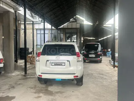 Toyota Land Cruiser Prado 2013 года за 15 800 000 тг. в Шымкент – фото 20