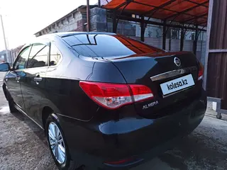Nissan Almera