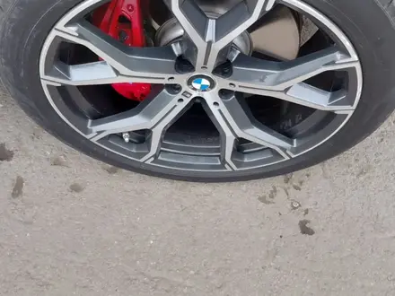 BMW X6 2022 года за 42 000 000 тг. в Астана – фото 14