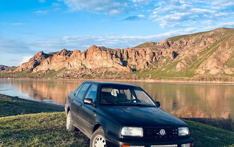 Volkswagen Vento 1996 года за 1 100 000 тг. в Алматы