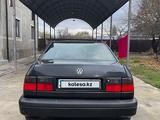 Volkswagen Vento 1996 года за 1 300 000 тг. в Алматы – фото 3