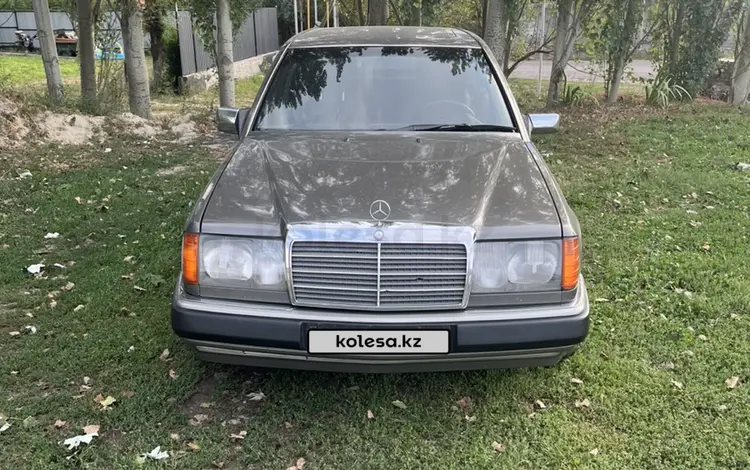 Mercedes-Benz E 230 1991 годаfor1 700 000 тг. в Алматы