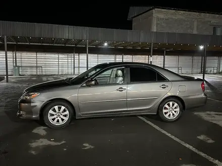 Toyota Camry 2004 года за 4 000 000 тг. в Талдыкорган – фото 3