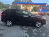 Toyota RAV4 2020 года за 14 600 000 тг. в Караганда – фото 4