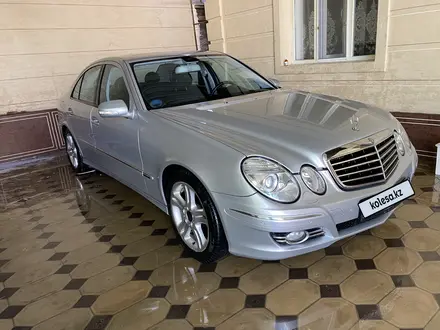 Mercedes-Benz E 320 2008 года за 3 000 000 тг. в Шымкент