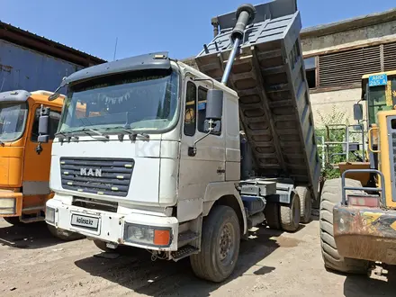 Shacman (Shaanxi)  F2000 2012 года за 9 000 000 тг. в Алматы
