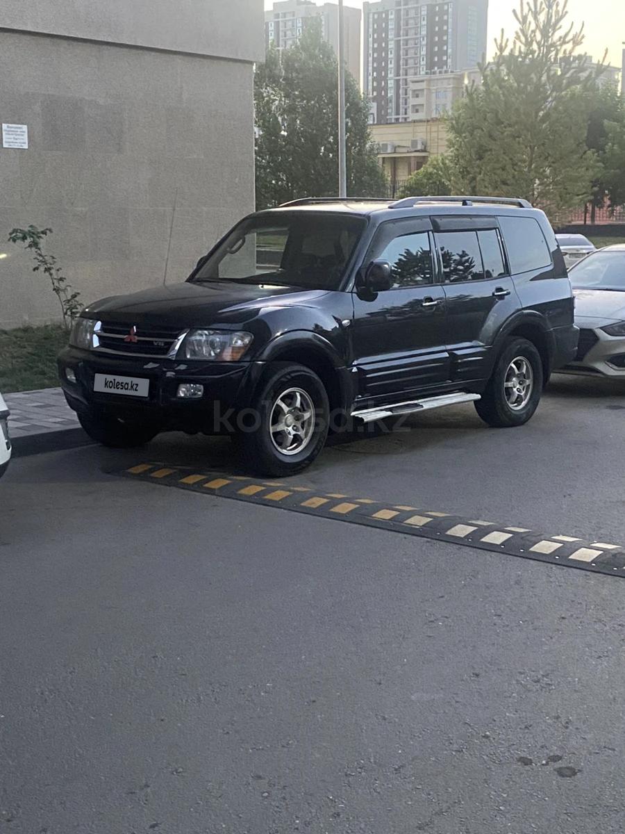 Mitsubishi Montero 2001 г.