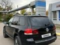 Volkswagen Touareg 2004 годаfor4 500 000 тг. в Астана – фото 6