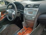 Toyota Camry 2008 года за 6 500 000 тг. в Караганда – фото 2