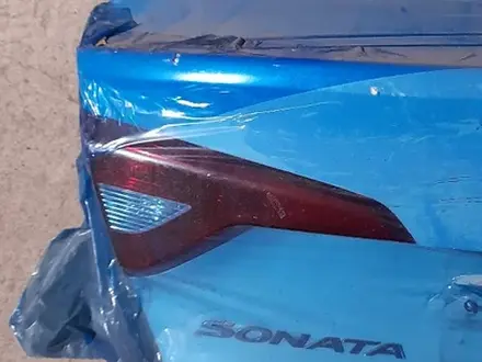 Крышка багажника Sonata за 50 000 тг. в Астана – фото 2