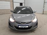 Hyundai Elantra 2014 годаfor6 090 000 тг. в Актобе – фото 2