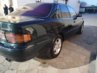 Toyota Camry, 1991