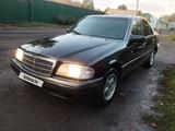 Mercedes-Benz C 200 1996 года за 2 590 000 тг. в Астана – фото 2