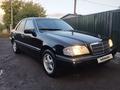 Mercedes-Benz C 200 1996 годаfor2 590 000 тг. в Астана