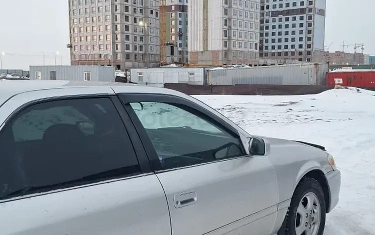 Toyota Camry 2001 года за 3 400 000 тг. в Астана