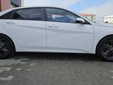 Hyundai Elantra 2023 годаfor8 500 000 тг. в Актау – фото 3