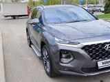 Hyundai Santa Fe 2020 года за 13 200 000 тг. в Алматы – фото 2