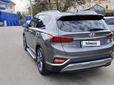 Hyundai Santa Fe 2020 года за 13 200 000 тг. в Алматы – фото 4
