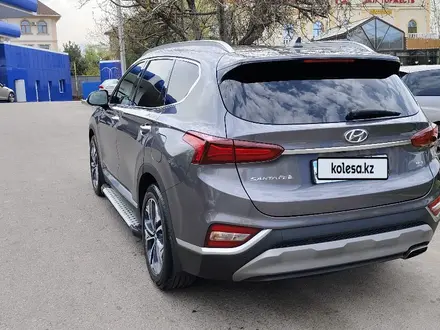 Hyundai Santa Fe 2020 года за 13 200 000 тг. в Алматы – фото 4