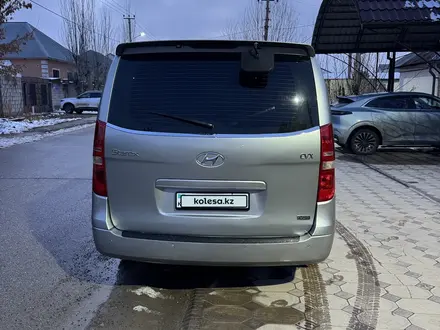 Hyundai Starex 2011 года за 7 200 000 тг. в Шымкент – фото 2