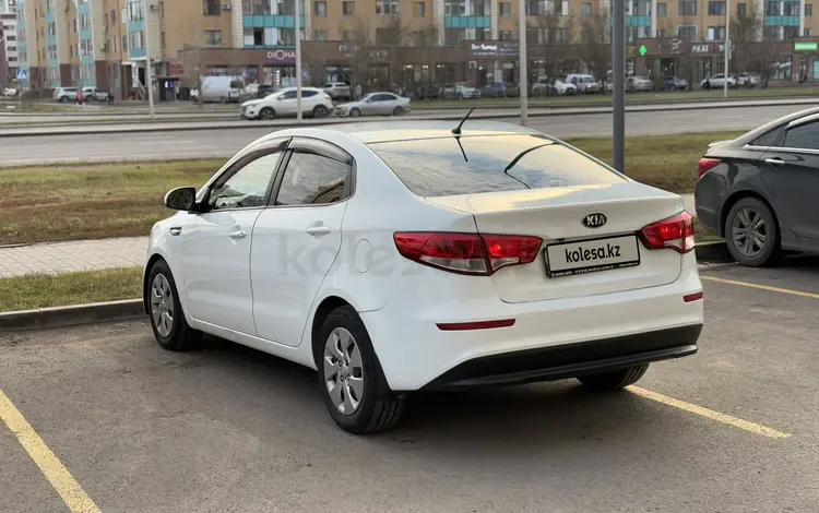 Kia Rio 2015 года за 5 800 000 тг. в Астана