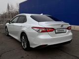 Toyota Camry 2018 годаfor13 800 000 тг. в Алматы – фото 4