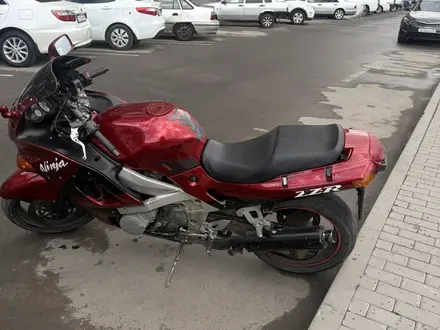 Kawasaki  ZZR 600 2000 года за 1 750 000 тг. в Астана – фото 5