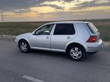 Volkswagen Golf 2002 годаүшін2 100 000 тг. в Астана