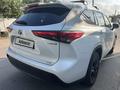 Toyota Highlander 2022 года за 29 900 000 тг. в Алматы – фото 5