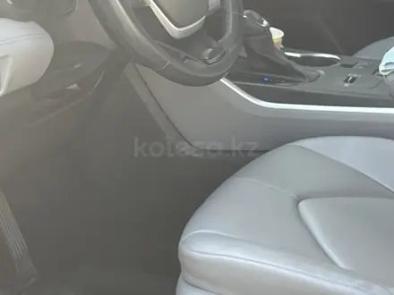 Toyota Highlander 2022 года за 29 900 000 тг. в Алматы – фото 12