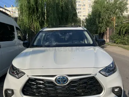 Toyota Highlander 2022 года за 29 900 000 тг. в Алматы – фото 2