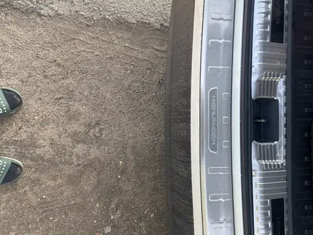 Toyota Highlander 2022 года за 29 900 000 тг. в Алматы – фото 27