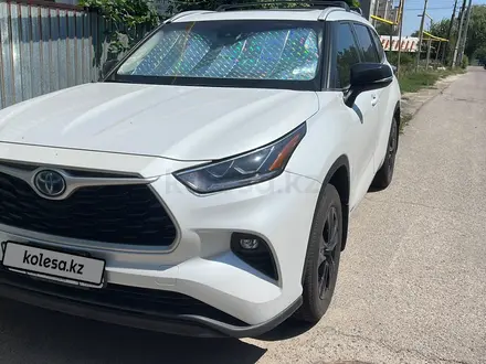 Toyota Highlander 2022 года за 29 900 000 тг. в Алматы