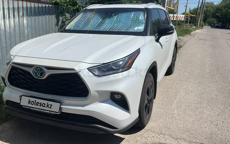 Toyota Highlander 2022 года за 29 900 000 тг. в Алматы