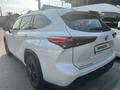 Toyota Highlander 2022 года за 29 900 000 тг. в Алматы – фото 7