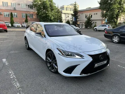 Lexus ES 250 2021 года за 25 350 000 тг. в Алматы – фото 10