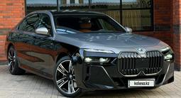 BMW 740 2022 года за 62 000 000 тг. в Астана – фото 2