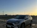 Toyota RAV4 2019 года за 11 700 000 тг. в Актау – фото 3