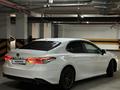 Toyota Camry 2020 года за 12 000 000 тг. в Алматы – фото 2