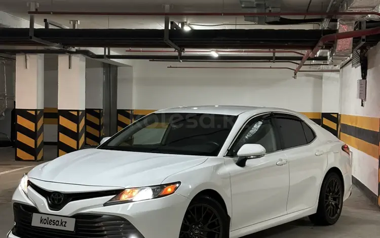 Toyota Camry 2020 года за 12 000 000 тг. в Алматы