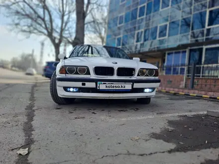 BMW 728 1996 года за 2 700 000 тг. в Алматы